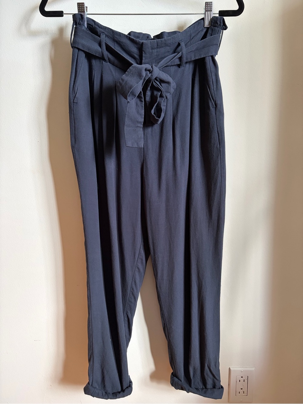 Vallier Del Rey High-Waist Paperbag Navy Pants Size M